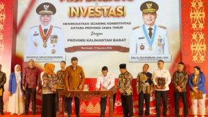 Penandatanganan kemitraan REI Kalbar dan FORKAS dalam misi dagang Jawa Timur-Kalimantan Barat